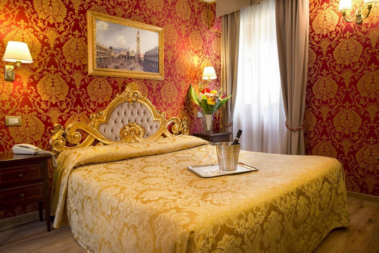 Residenza Goldoni Bed and Breakfast Venecia Habitación foto